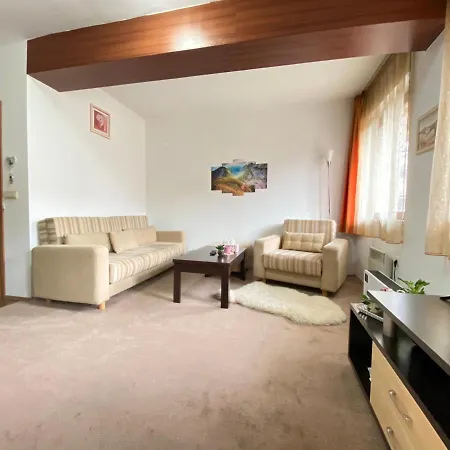 Luxury With Fire Place *